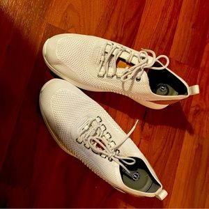 REDUCED PRICE-Johnston & Murphy Men’s Off White knit with leather trim shoes